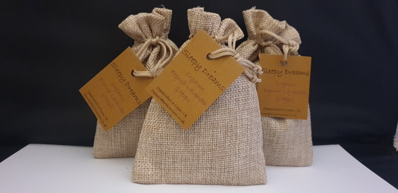 Lavender Hops Sleep Pouch: Organic Aromatherapy Gift Set